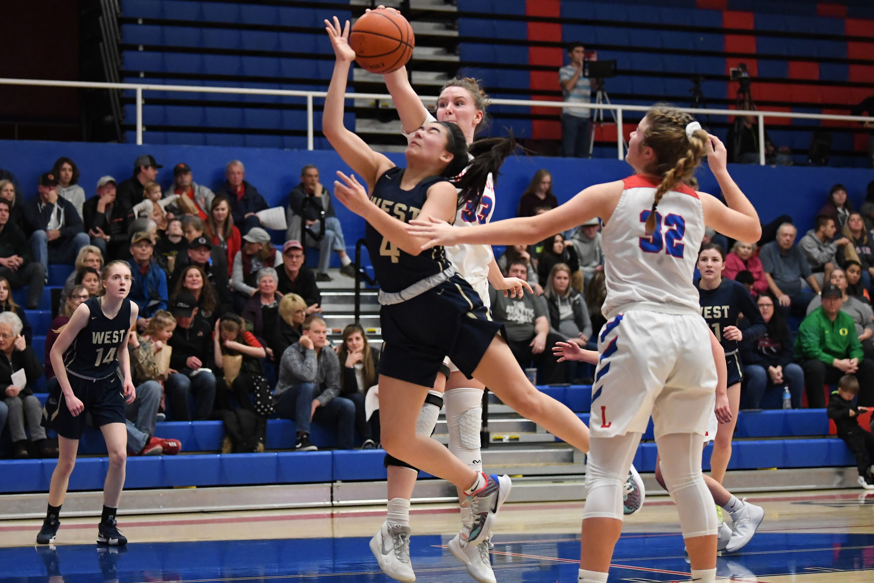 012420-dh-spt-girlsbb-lebwa-gallery-leonn424.JPG